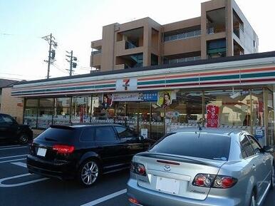 セブンイレブン平坂楠村店