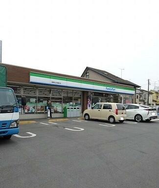 ファミリーマート