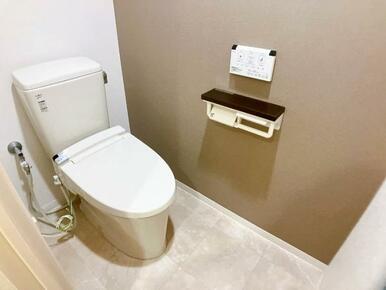 「洋室」たっぷりとした収納スペースがあります。