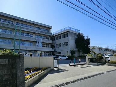 松戸市立六実中学校