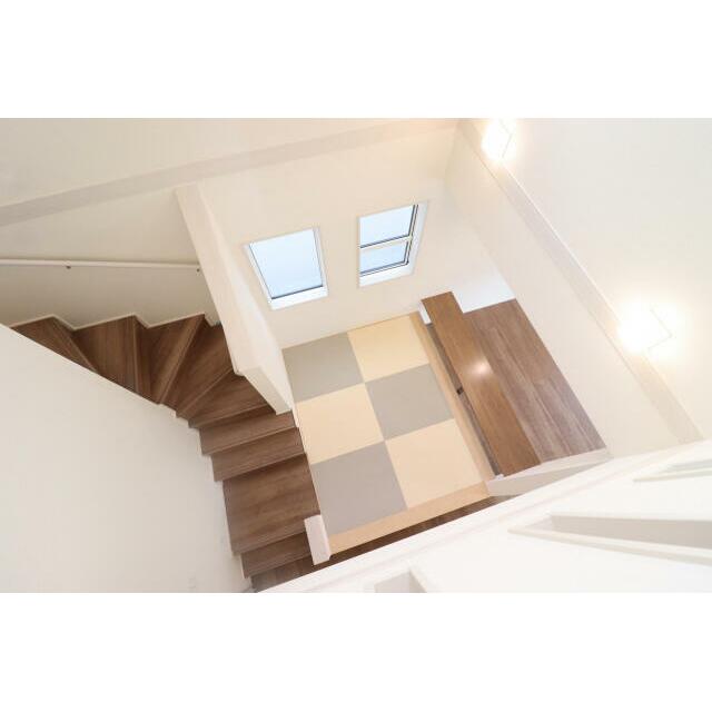 【(1)号棟 マルチスキップ吹き抜け】