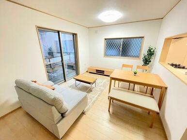 「ニトリ家具設置済み」別の角度からの写真です。