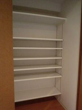 シューズボックス