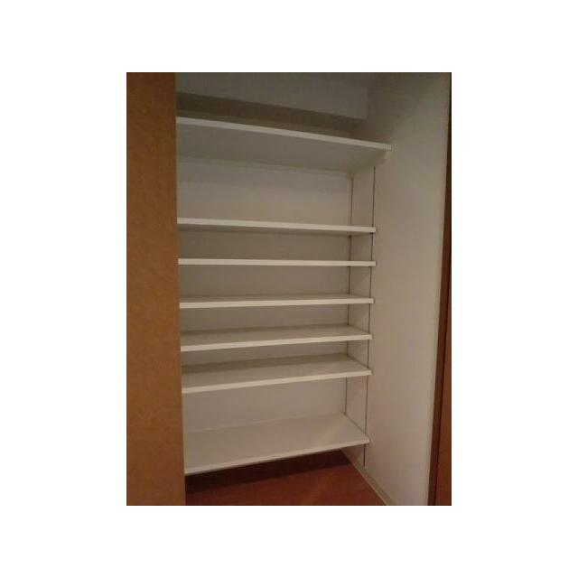 シューズボックス