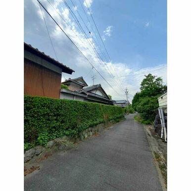 東面