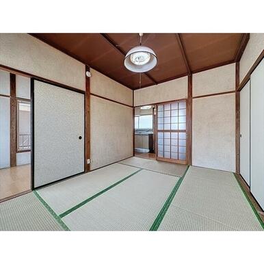 洋間やキッチンへのアクセスの良い間取り