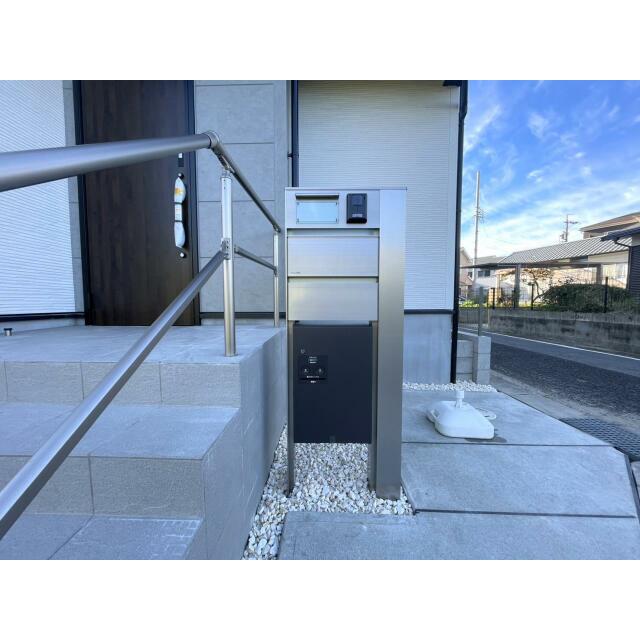 販売現地 宅配ボックス