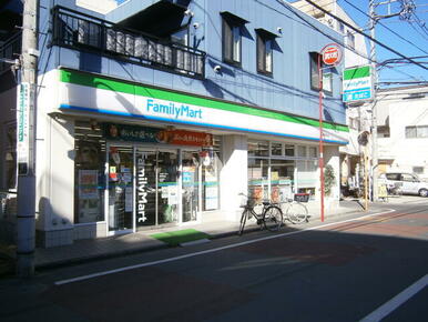 ファミリーマート調布駅北店