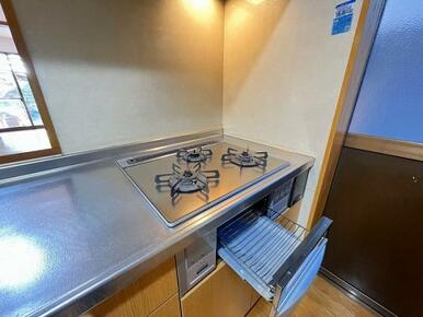 コンロ「3口コンロでお料理もはかどりそうです。」