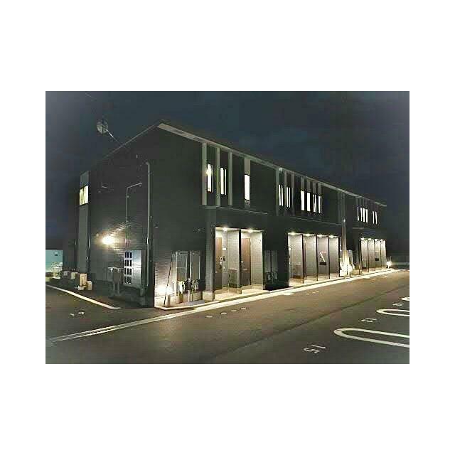 外観写真（夜）