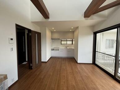 LDK 約10.7帖　(3)