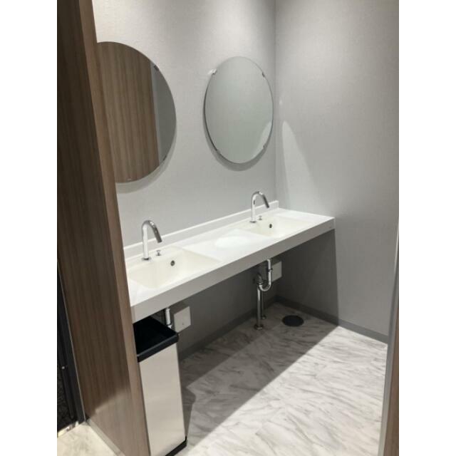 2F以上女性用トイレ