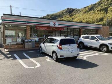 セブンイレブン 日出豊岡店