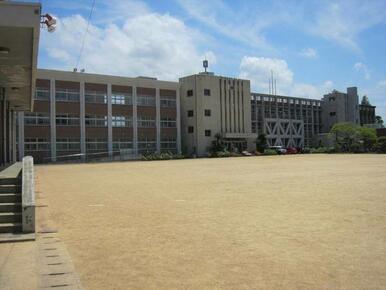 造田小学校
