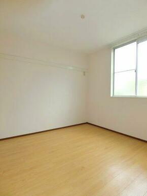 広々とした洋室です