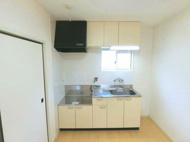 キッチンでお料理をお楽しみください