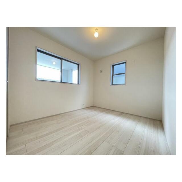 2階にはお部屋が3部屋！全部屋に収納が付いています＾＾