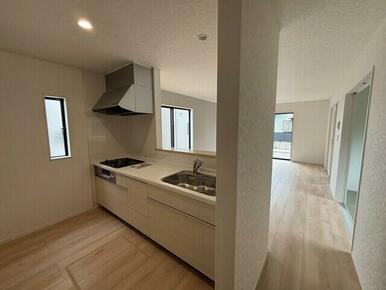 キッチン（同社施工例）