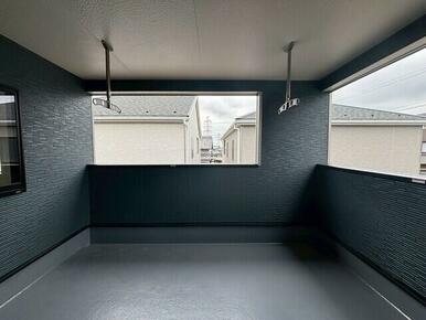 バルコニー（同社施工例）