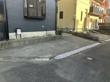 駐車スペース（２）