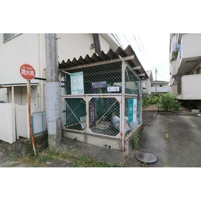 敷地内ゴミ置き場