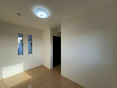 小窓ございます