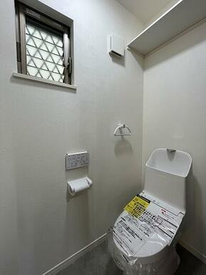 トイレ新品交換済みです