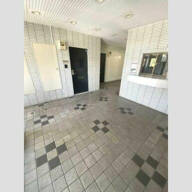 エントランス&管理人室