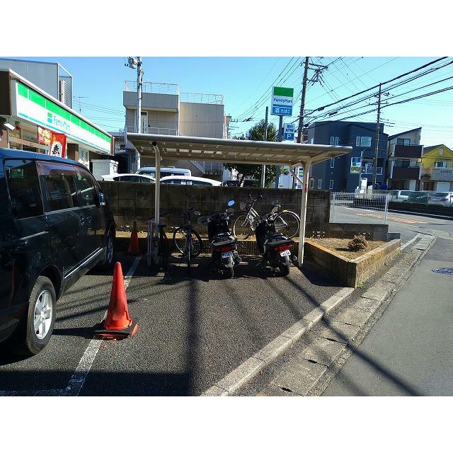 駐輪場　原付＆自転車のみ駐輪可能
