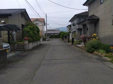 進入道路への接続道路