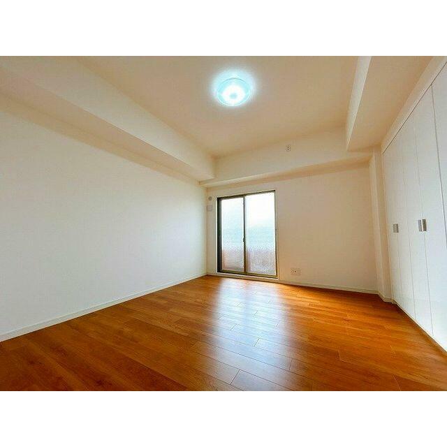 「追加リフォ後　南西側洋室」