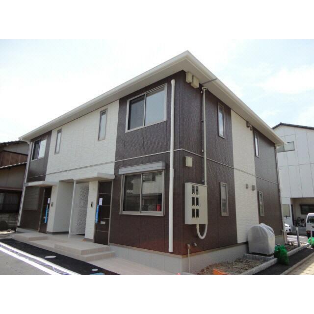 建築中
