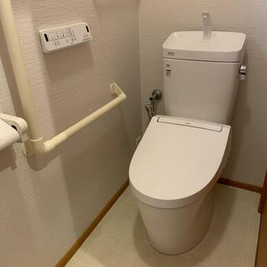 トイレ設備新調しました！２階も新調！