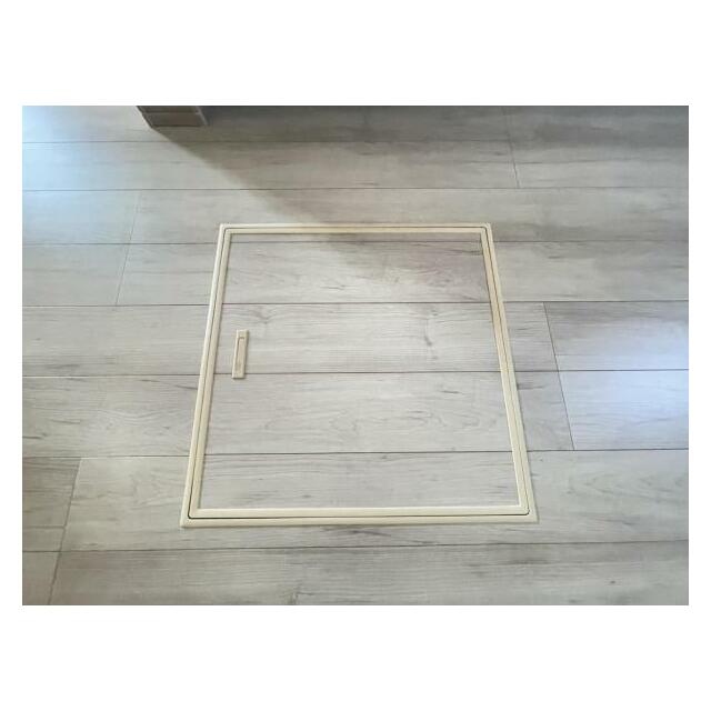 お漬物を漬けたり鍋などの季節物もしまっておける便利な床下収納！