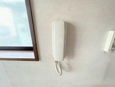 「インターホン」