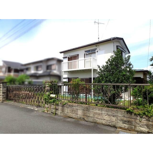 現地写真（現況、古家が建っています）