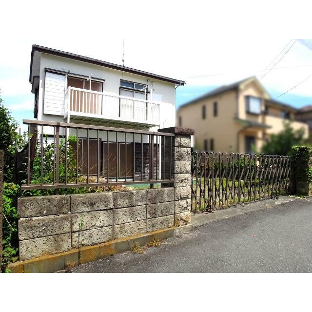 現地写真（現況、古家が建っています）