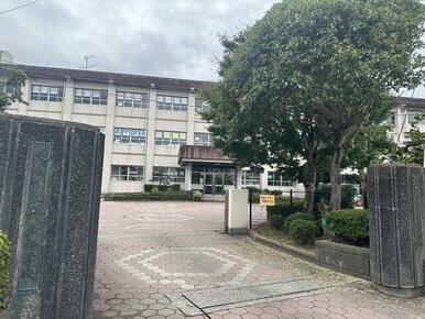 大分市立丹生小学校