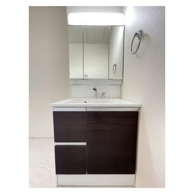 水が流れやすく汚れがたまりにくい設計でお手入れもらくらくです！