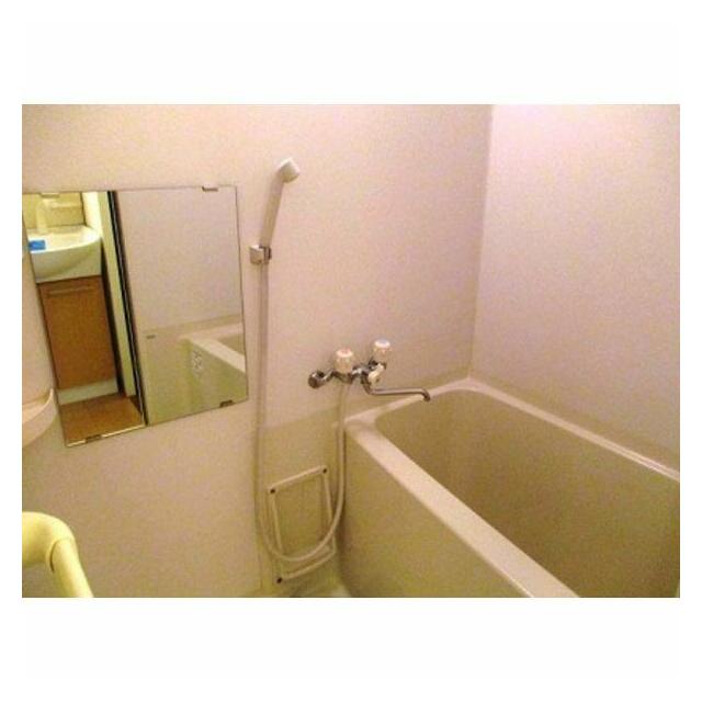 ※写真は401号室のものです。