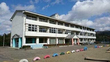君津市立秋元小学校