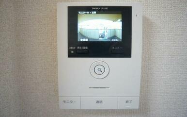 録画機能付　カラーテレビドアホンです。