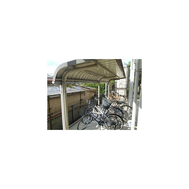 屋根付き駐輪場
