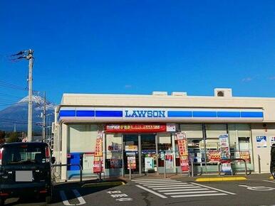 ローソン富士富士岡西店まで1800m