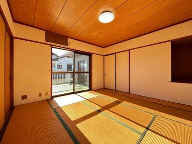 2階和室「8帖の和室です。」