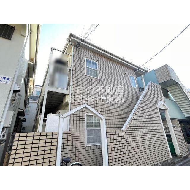 周辺は閑静な住宅街ですので落ち着いた住環境です！
