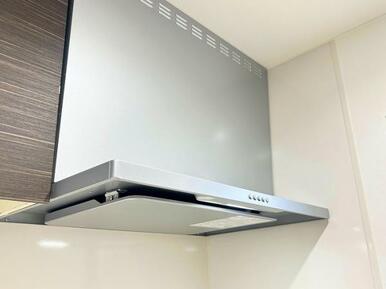 キッチン(換気扇はフラットスリムを採用しています)