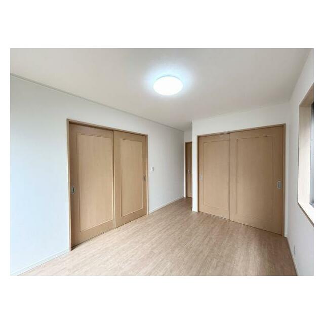 1階洋室約6帖別角度から