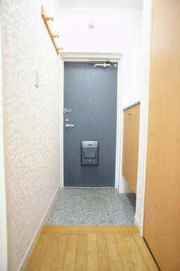 すっきりシンプルな玄関スペースです！