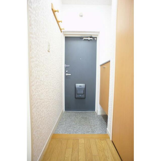 すっきりシンプルな玄関スペースです！